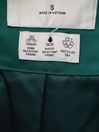 Cazadora verde acolchada