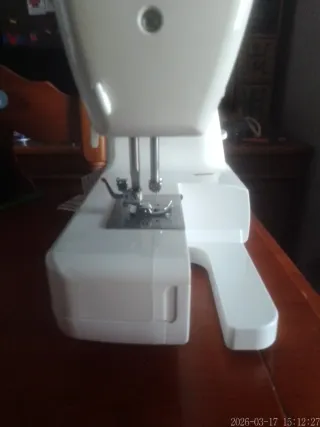 Máquina de coser Kneissel
