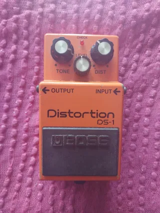 Boss DS-1 Distortion Pedal