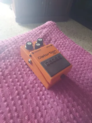 Boss DS-1 Distortion Pedal