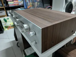 Akai AM-2400 Amplificador Integrado