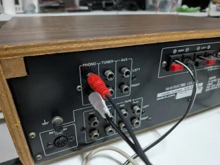 Akai AM-2400 Amplificador Integrado