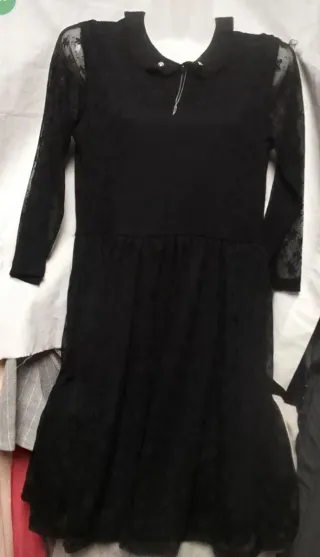 Vestido negro Clock House encaje