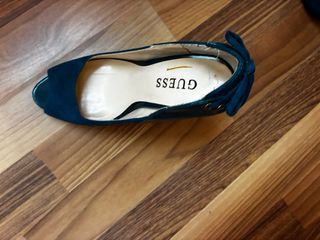 Zapatos de tacón Guess azul/verde azulado