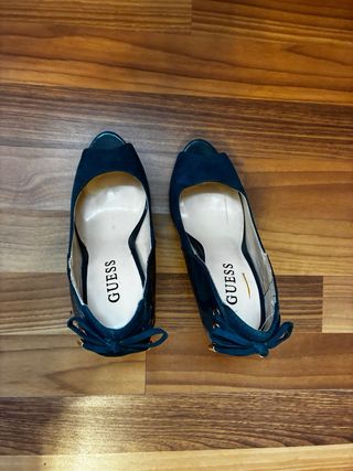 Zapatos de tacón Guess azul/verde azulado