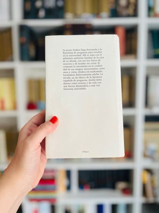 Nada. Carmen Laforet. Ilustrado