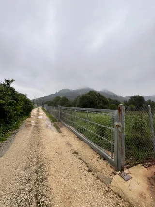 Terreno rústico 2000m2 vallado