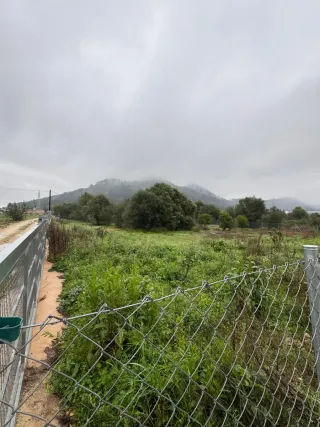 Terreno rústico 2000m2 vallado