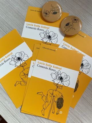 Lote merchandising libro Comerás flores