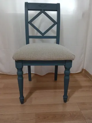 Silla de comedor azul y beige