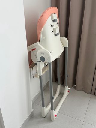 Trona KUB rosa con 7 alturas – como nueva