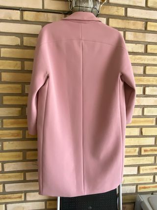 Abrigo de primavera rosa