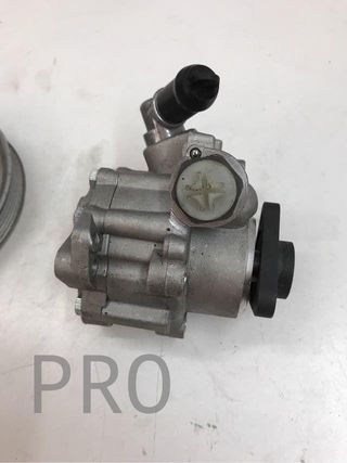 Bomba direccion idraulica audi