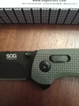 Navaja Negra y Verde