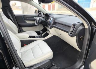 Volvo XC40 2.0D3 2W2 150cv