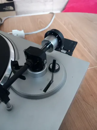 Tocadiscos Rotel RP510