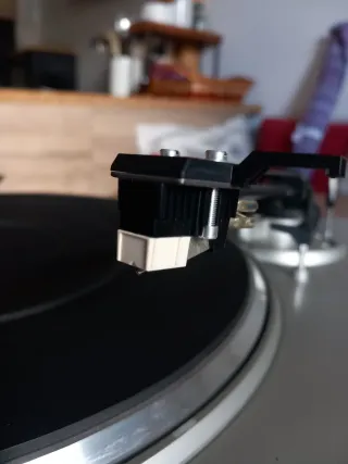 Tocadiscos Rotel RP510