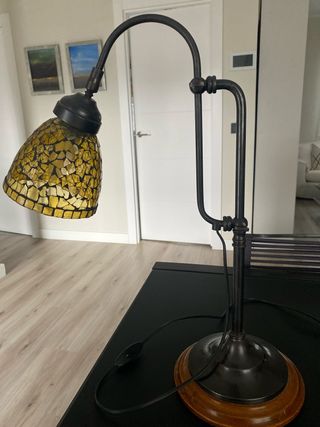 Lámpara de mesa cristal y metal