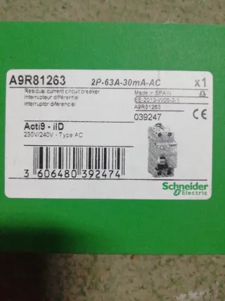 2 Interruptor Diferencial A9R81263