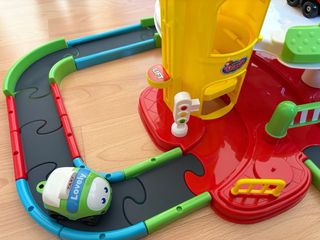 Pista de coches y garaje Baby Smile