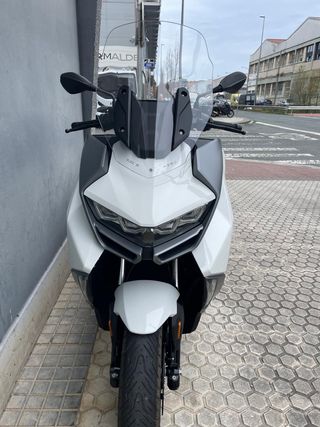 dasMoto vende BMW C400GT con 8300 km (2022)