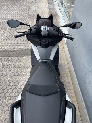 dasMoto vende BMW C400GT con 8300 km (2022)