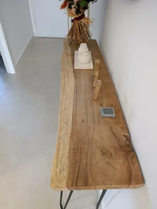 Mesa recibidor madera y metal