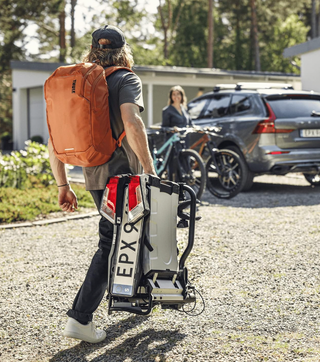 Portabicicletas Thule EasyFold XT 2 + brazo e-bike