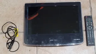 TV Inovtech LCD HD DVB-T 12V