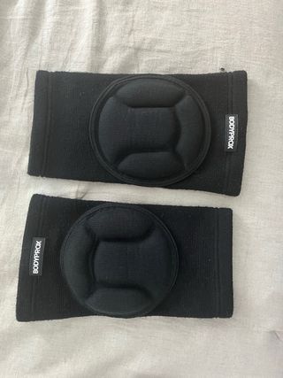 Pack Voley: Rodilleras, muñequeras y Calcetines