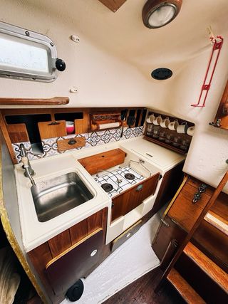 Velero Alpa 950 9,5m