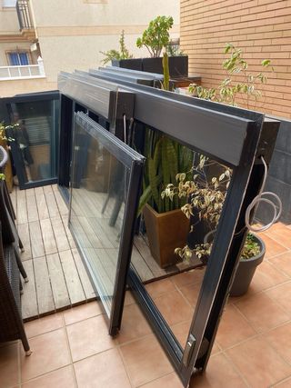 4 Ventanas Aluminio RAL 7016 con Motores y 2 mosqu