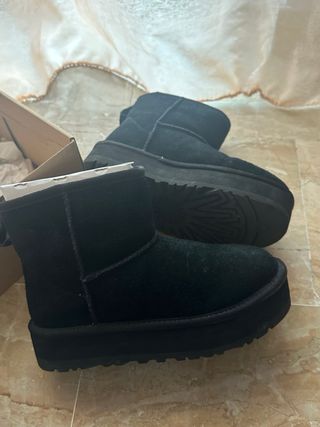 Ugg Mini Platform Nere
