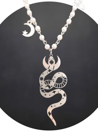 Collar esoterico con sierpe