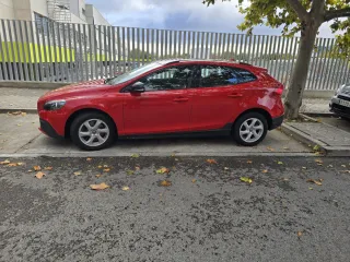Volvo V40 2015
