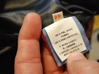 Cazadora Piel negra Motivos Serpiente