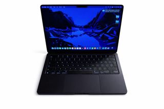 MacBook Air M2 13”