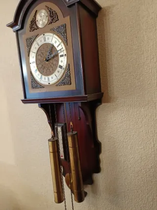 Reloj de pared Radiant