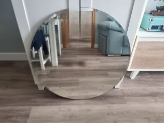 Lavabo Roca con pie y espejo. Venta en persona.