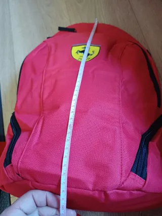 Mochila Ferrari Negra y Roja