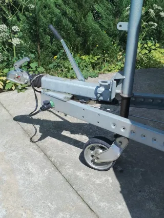 Vendo remolque 3000kg 2 ejes