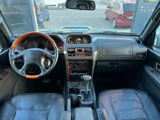 Mitsubishi Montero 1999