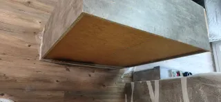 Vitrina cristal y madera gris/blanca