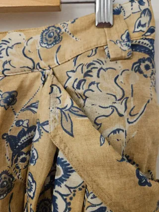 Falda midi Zara flores