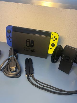Como Nueva Nintendo Switch + accesorios