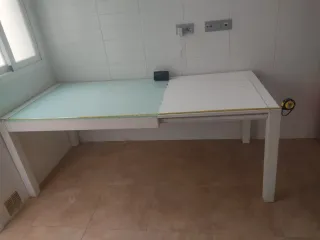 Mesa extensible cristal y madera