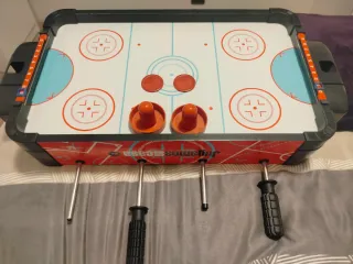 Futbolín y Hockey de Mesa reversible.