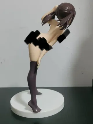 Action Figure ragazza in posa