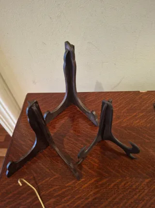 Soportes y Colgadores de Platos Varios