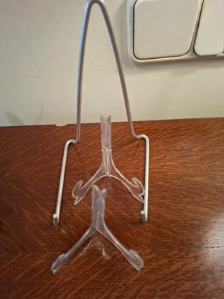 Soportes y Colgadores de Platos Varios